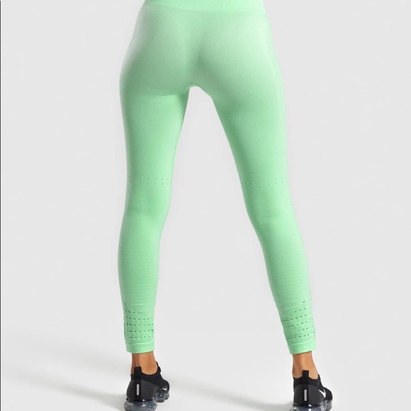 GYMSHARK ENERGY+ SEAMLESS CROPPED LEGGINGS - Picture 3 of 3